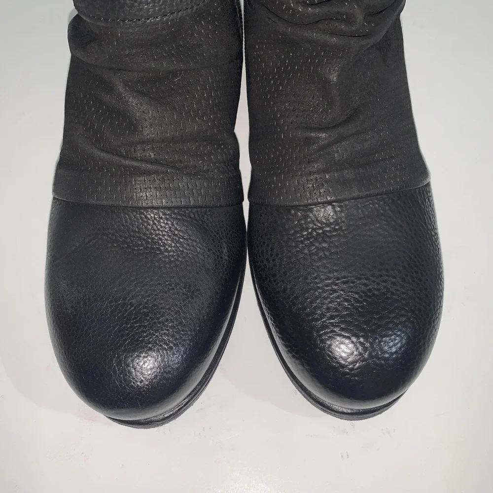 Miz Mooz Boots Womens Size 8.5 Black Leather Suzy Ankle Zip Buckle Booties EU 39